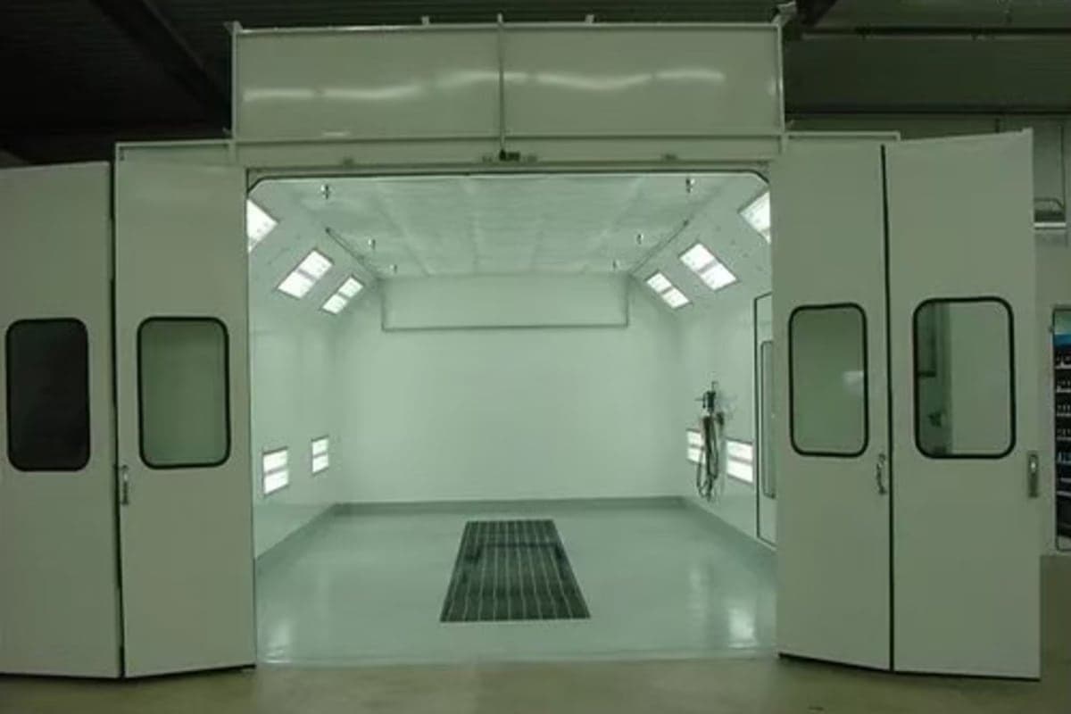 State-of-the-Art Paint Technology at Advance Auto Body